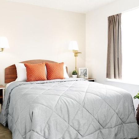 Intown Suites Extended Stay Raleigh Garner Nc Exteriör bild