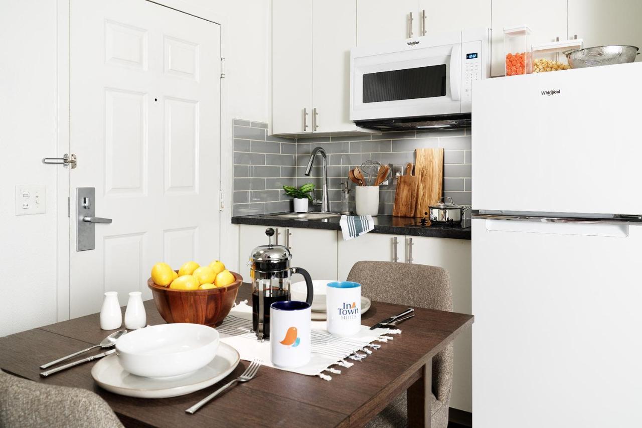 Intown Suites Extended Stay Raleigh Garner Nc Exteriör bild